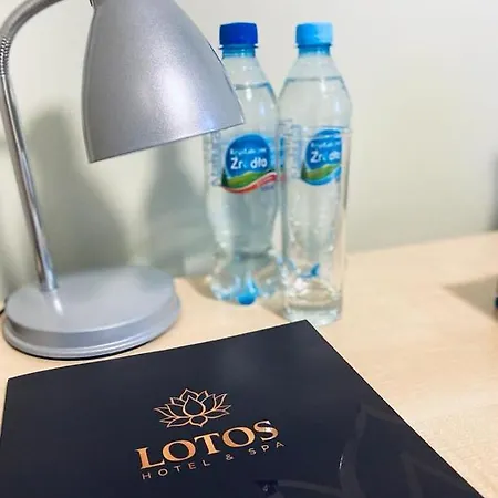 Lotos *