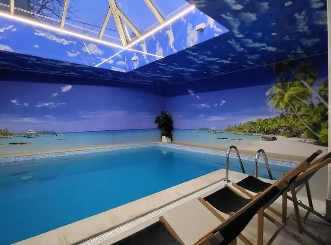 Готель Lotos *