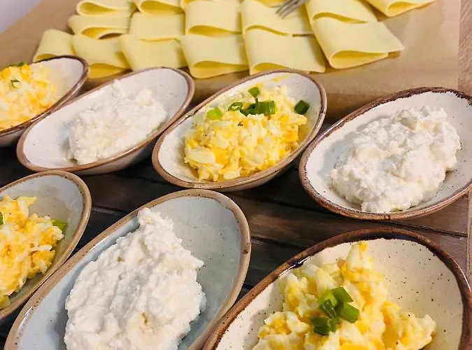 Готель Lotos *